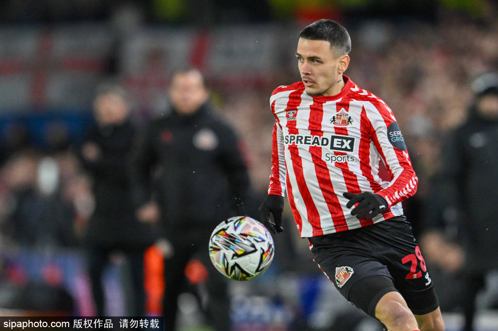 桑德兰2000万欧抢购法甲射手！升级后首笔重磅引援震撼英超