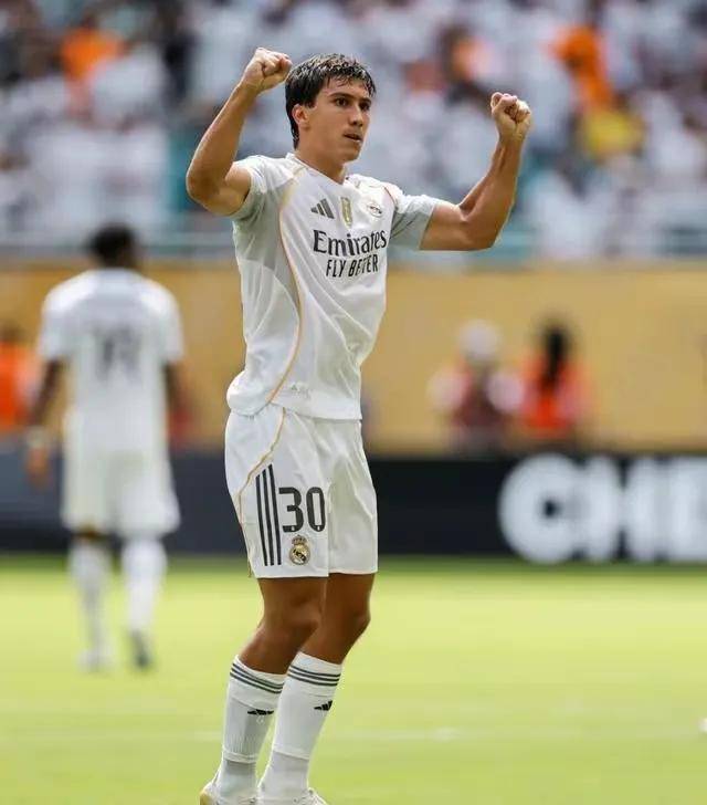 1-0！世俱杯疯狂夜：穆阿尼失单刀尤文出局