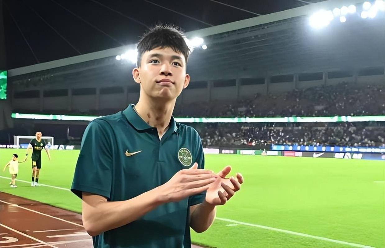 德甲豪门俱乐部正式报价王钰栋！愿意出转会费+免试训加盟，却被拒绝