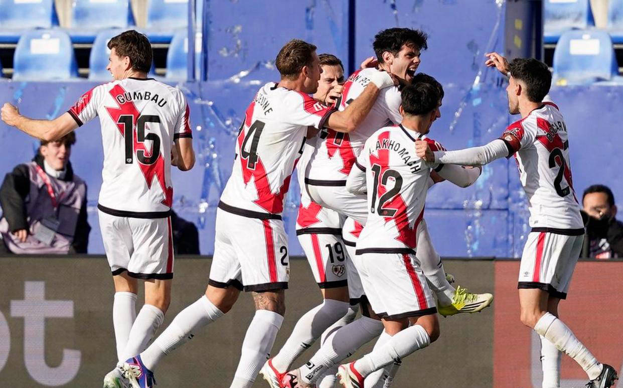 西甲最新积分战报：马竞爆冷惨败，毕巴逆转夺胜，贝蒂斯险胜延续连胜